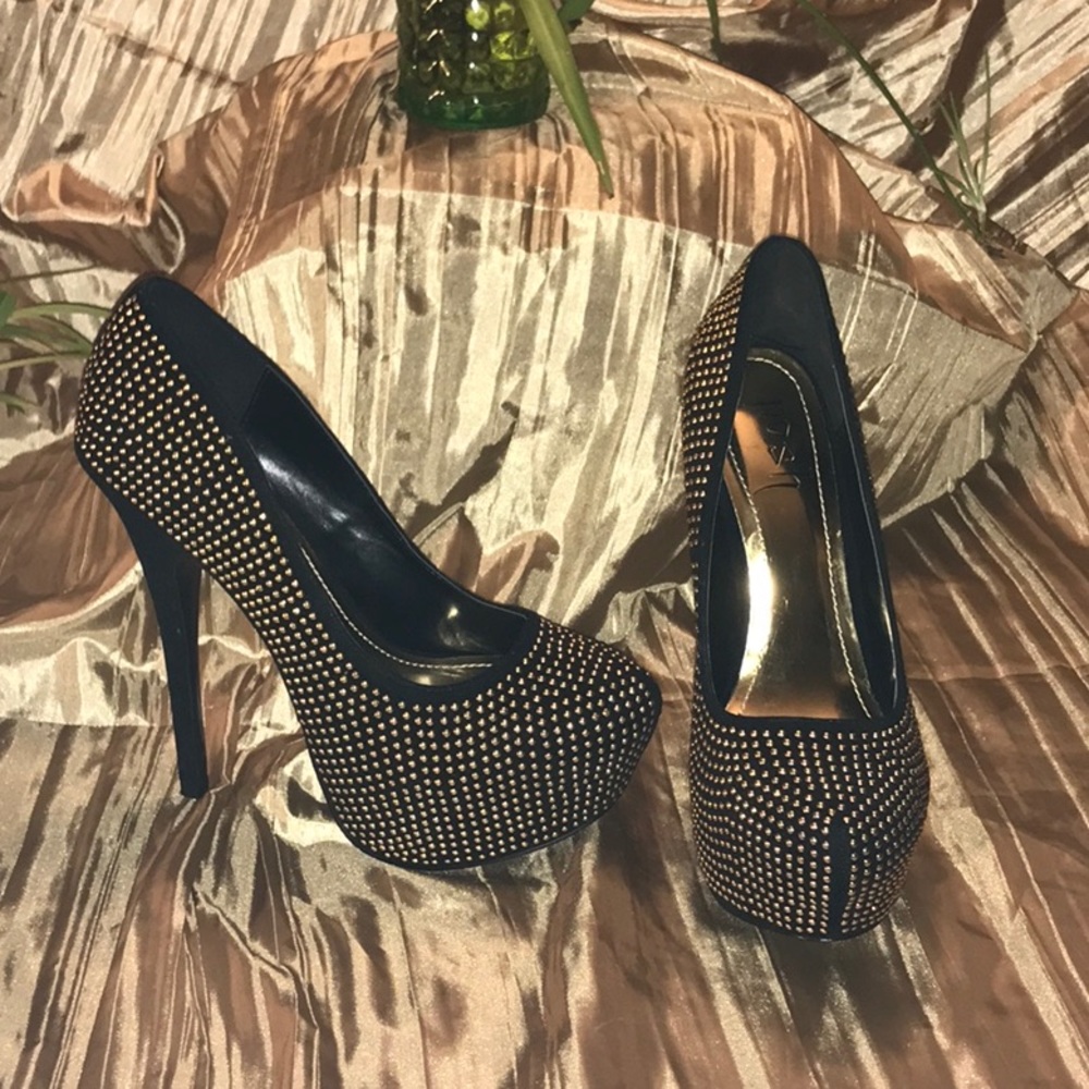 Sexy Black Velvet and Golden Studded 4 in Pumps